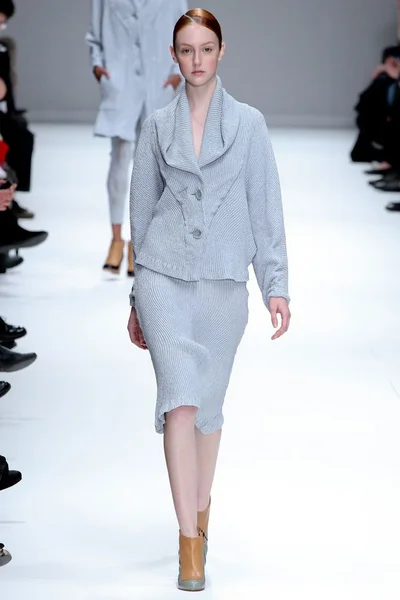 Look 7